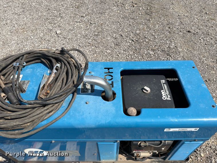 image for item EO8622 Miller Bobcat 225 welder/generator