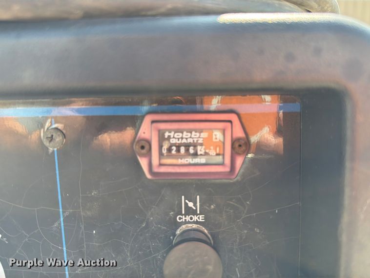 image for item EO8622 Miller Bobcat 225 welder/generator
