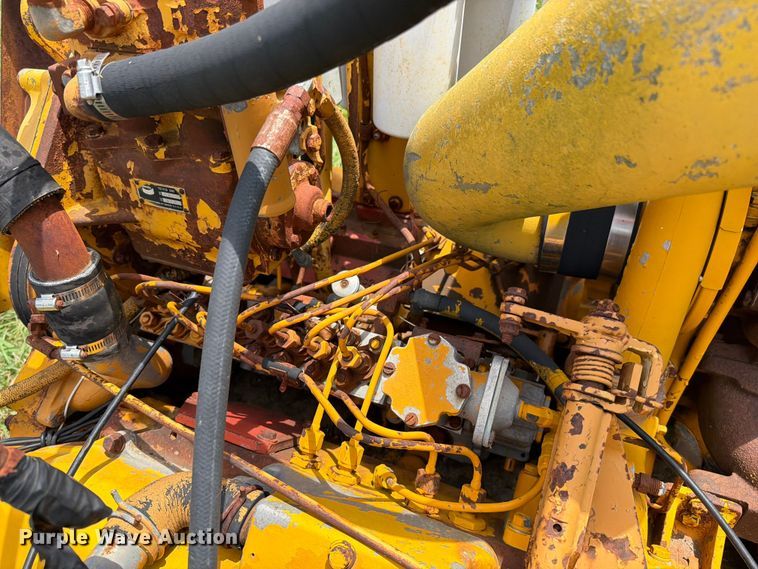 image for item EO8628 International Harvestor engine
