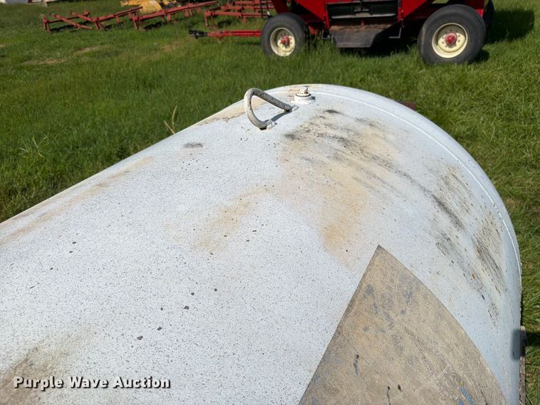 image for item EO8631 Colombian Steel Tank Co. propane tank