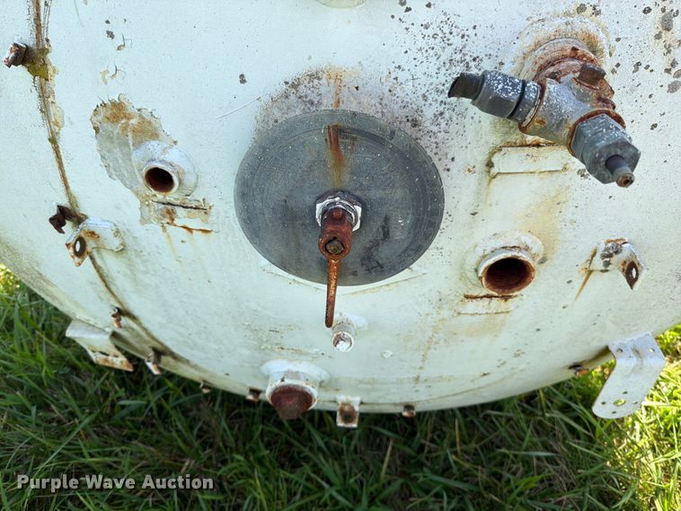 image for item EO8631 Colombian Steel Tank Co. propane tank