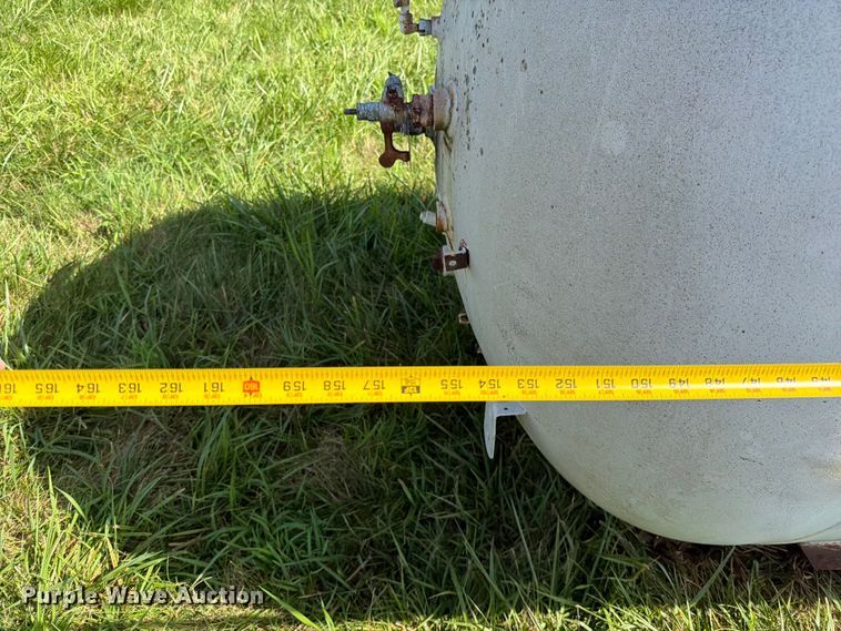 image for item EO8631 Colombian Steel Tank Co. propane tank