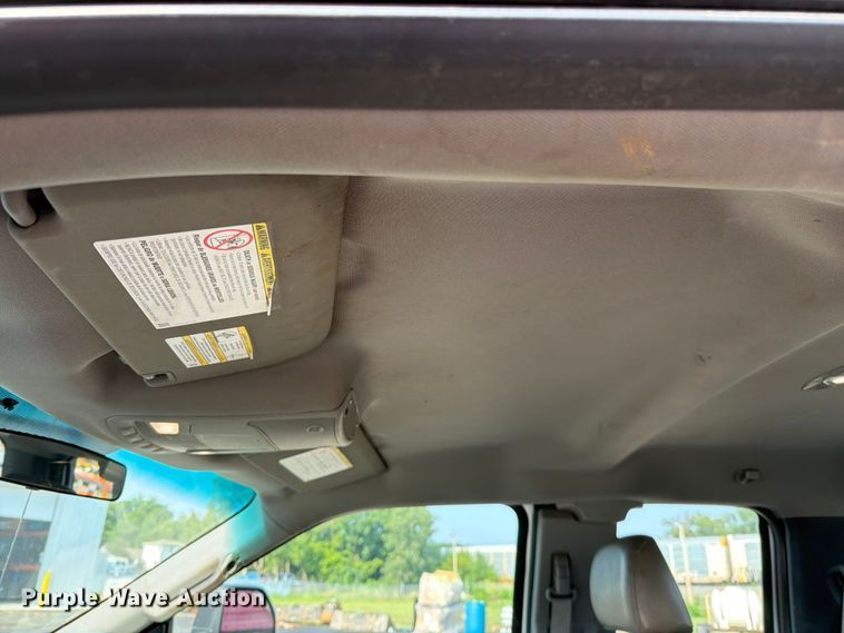 image for item EO8645 2019 Ford F250 Super Duty XL Ext. Cab pickup truck