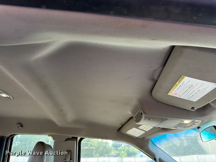 image for item EO8645 2019 Ford F250 Super Duty XL Ext. Cab pickup truck
