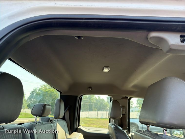 image for item EO8645 2019 Ford F250 Super Duty XL Ext. Cab pickup truck