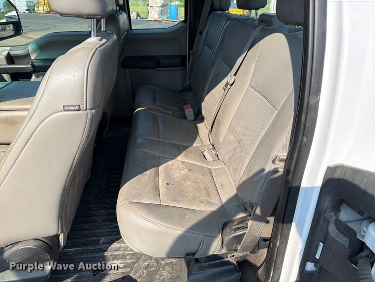 image for item EO8645 2019 Ford F250 Super Duty XL Ext. Cab pickup truck
