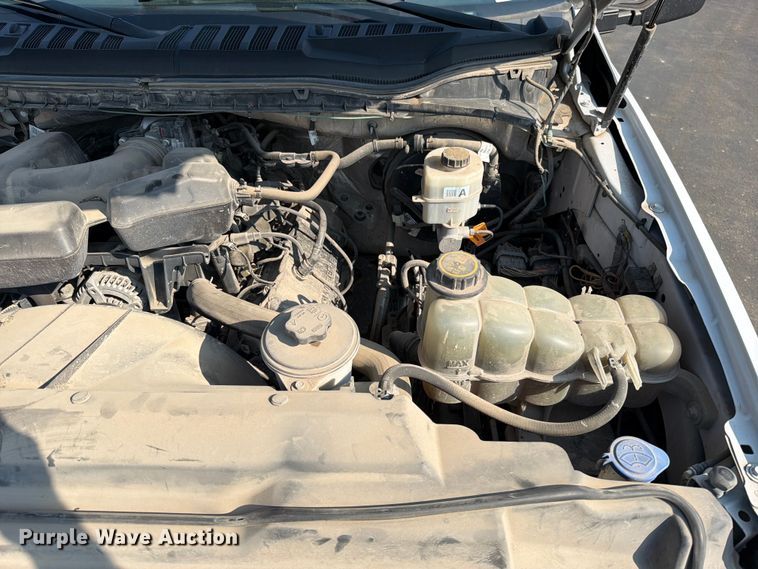 image for item EO8645 2019 Ford F250 Super Duty XL Ext. Cab pickup truck