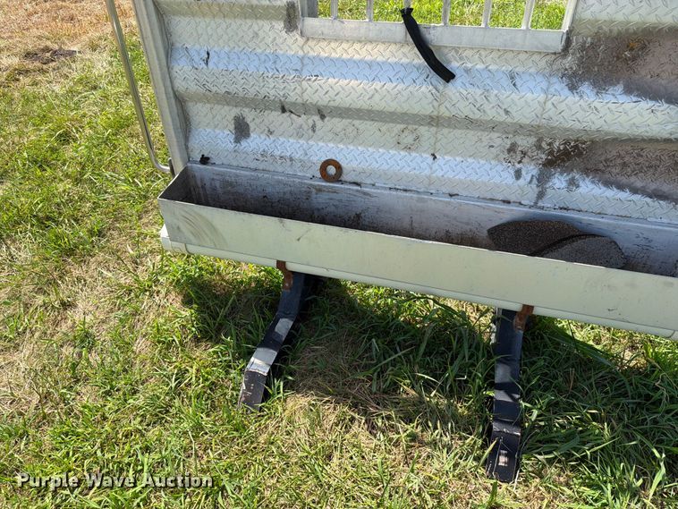 image for item EO8647 (2) Aluminum headache racks