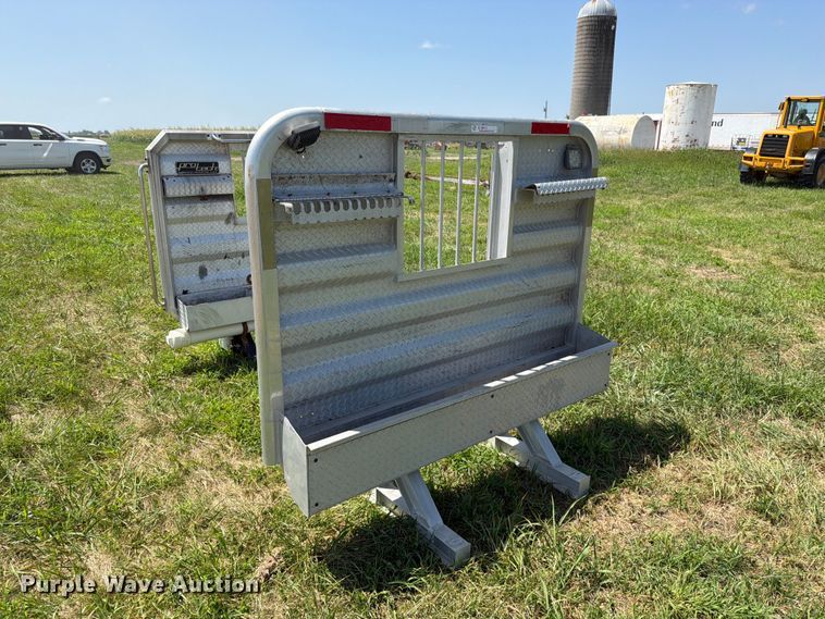 image for item EO8647 (2) Aluminum headache racks
