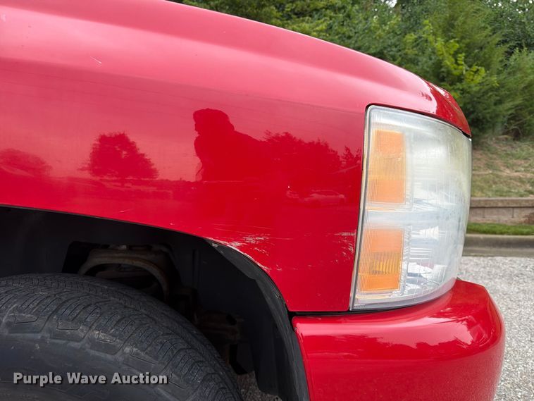 image for item EO8653 2009 Chevrolet Silverado 1500 Crew Cab pickup truck