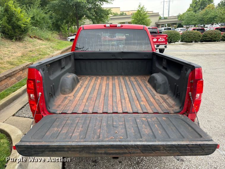 image for item EO8653 2009 Chevrolet Silverado 1500 Crew Cab pickup truck