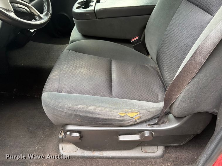 image for item EO8653 2009 Chevrolet Silverado 1500 Crew Cab pickup truck