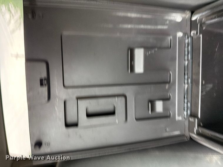 image for item EO8653 2009 Chevrolet Silverado 1500 Crew Cab pickup truck