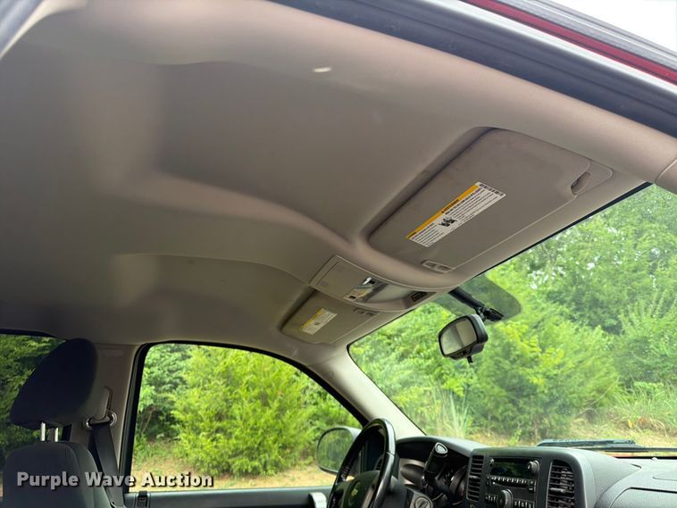 image for item EO8653 2009 Chevrolet Silverado 1500 Crew Cab pickup truck