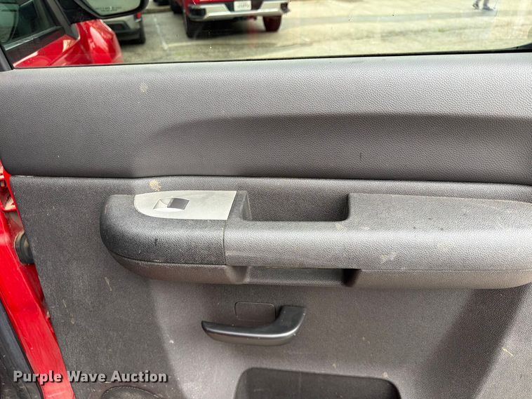 image for item EO8653 2009 Chevrolet Silverado 1500 Crew Cab pickup truck