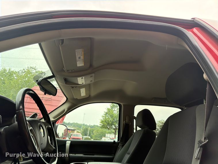 image for item EO8653 2009 Chevrolet Silverado 1500 Crew Cab pickup truck