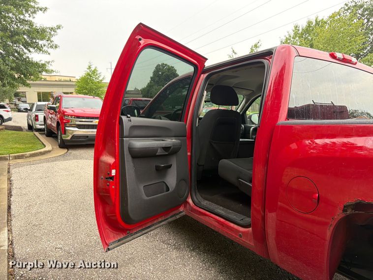 image for item EO8653 2009 Chevrolet Silverado 1500 Crew Cab pickup truck