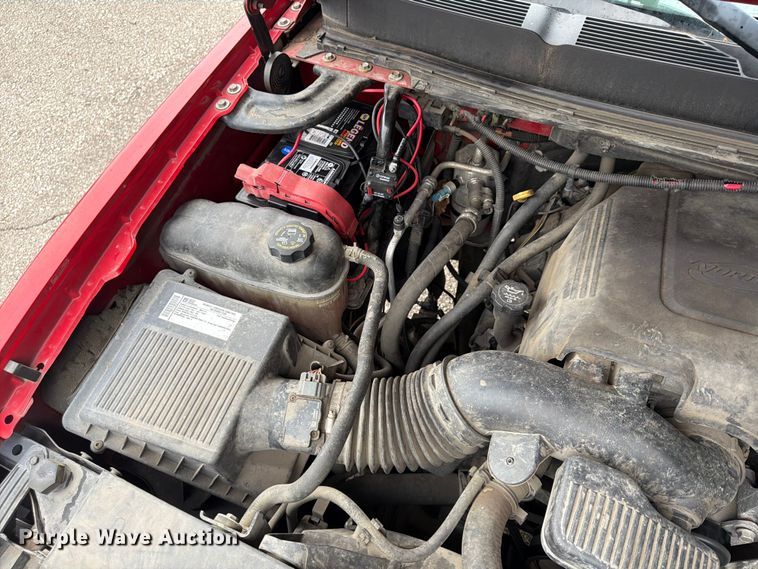 image for item EO8653 2009 Chevrolet Silverado 1500 Crew Cab pickup truck