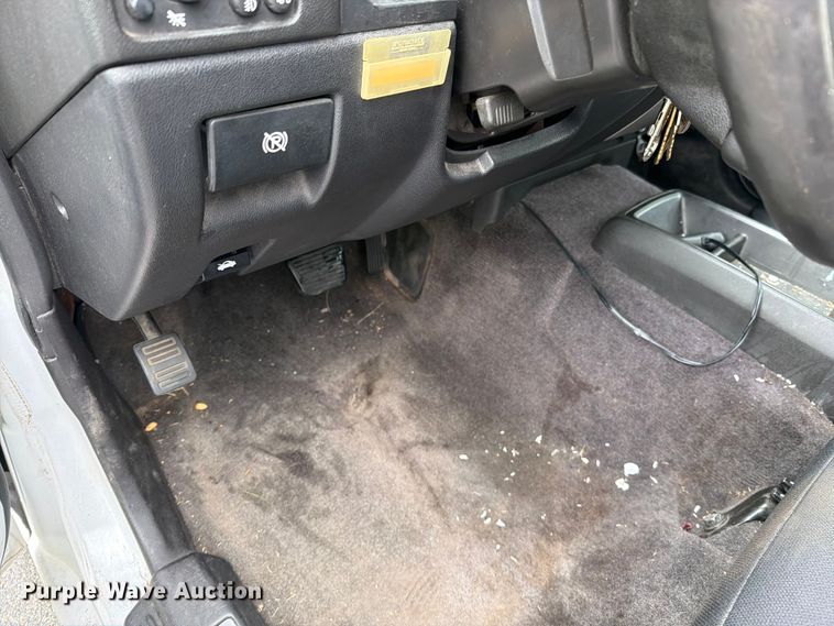 image for item EO8655 2009 Chevrolet Colorado Crew Cab pickup truck