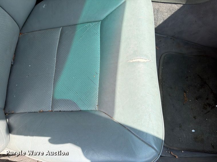 image for item EO8669 1983 Mercedes-Benz 300 