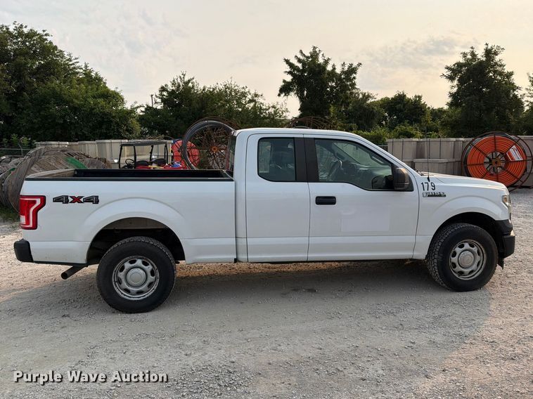 image for item EO8670 2017 Ford F150 Ext. Cab pickup truck