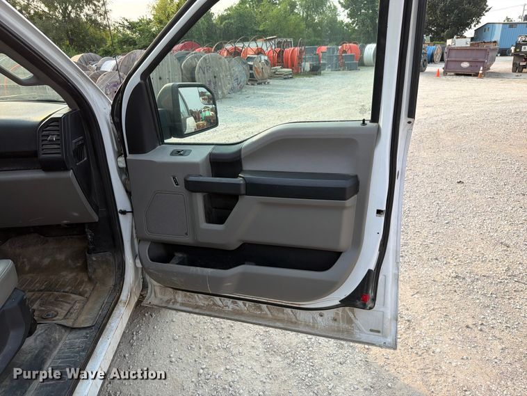 image for item EO8670 2017 Ford F150 Ext. Cab pickup truck