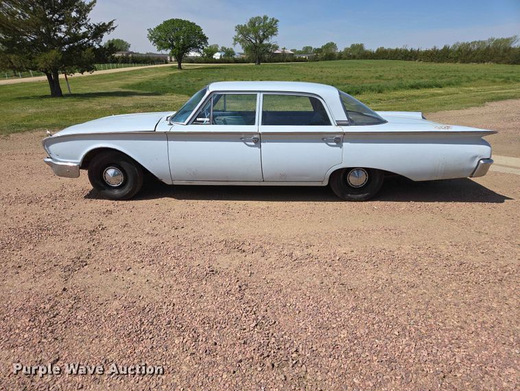 image for item ER1646 1960 Ford Fairlane sedan