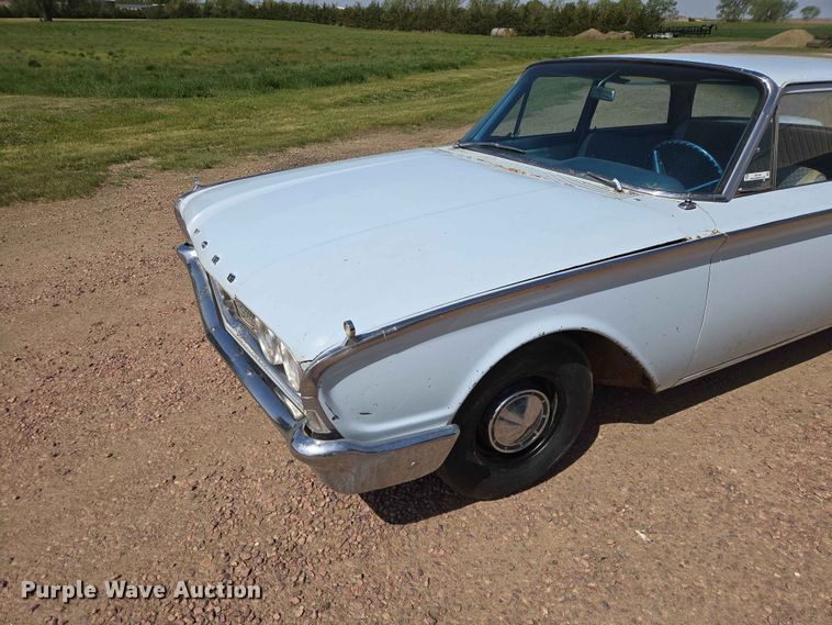 image for item ER1646 1960 Ford Fairlane sedan