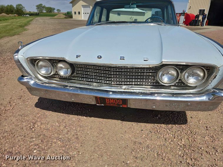 image for item ER1646 1960 Ford Fairlane sedan