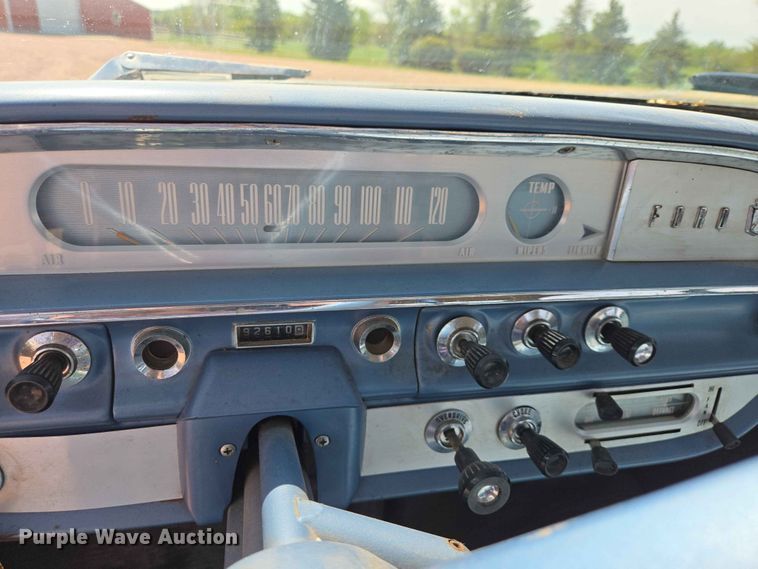image for item ER1646 1960 Ford Fairlane sedan
