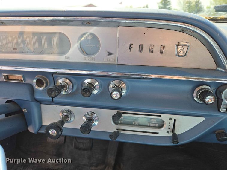 image for item ER1646 1960 Ford Fairlane sedan