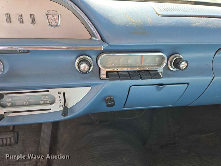 image for item ER1646 1960 Ford Fairlane sedan