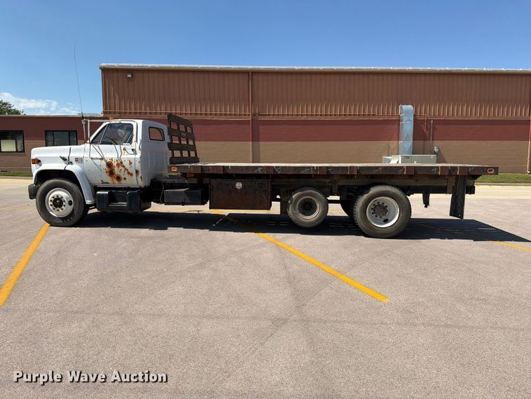 image for item ER1892 1985 GMC C7 flatbed truck