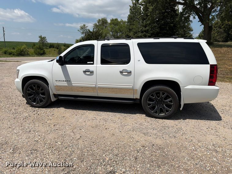 image for item ER1897 2009 Chevrolet Suburban SUV