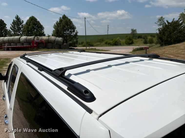image for item ER1897 2009 Chevrolet Suburban SUV