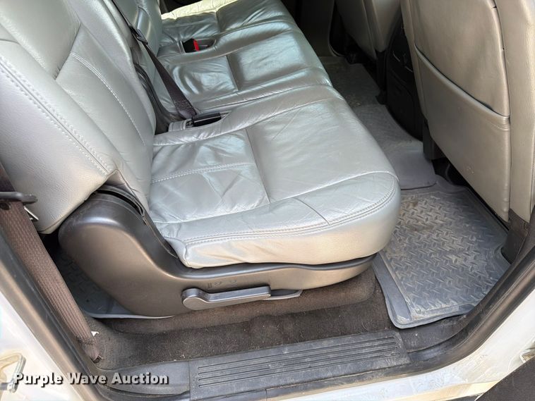 image for item ER1897 2009 Chevrolet Suburban SUV