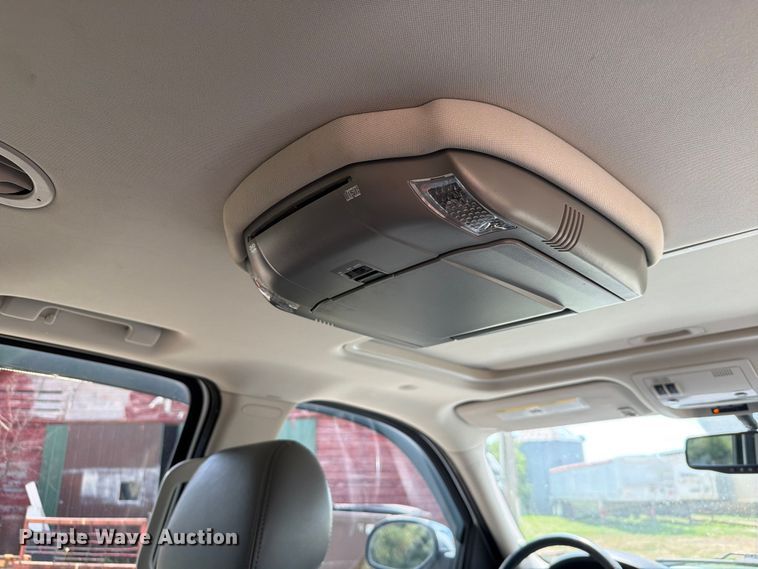 image for item ER1897 2009 Chevrolet Suburban SUV