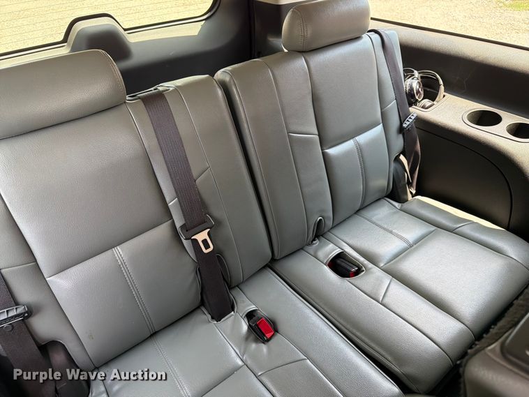 image for item ER1897 2009 Chevrolet Suburban SUV