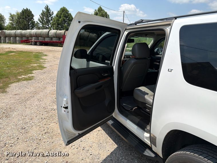 image for item ER1897 2009 Chevrolet Suburban SUV