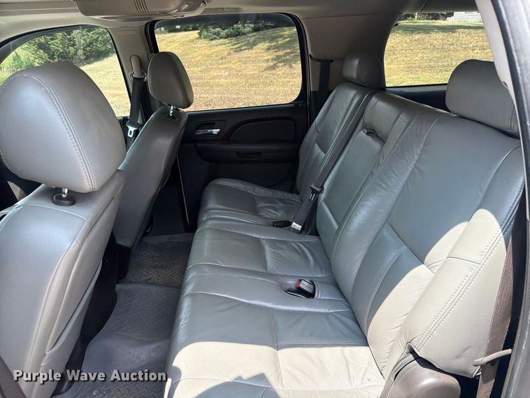 image for item ER1897 2009 Chevrolet Suburban SUV