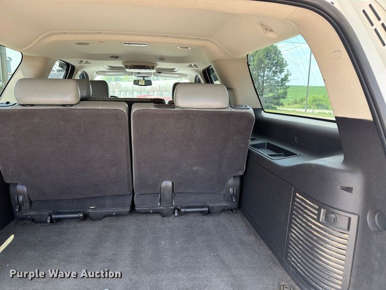 image for item ER1897 2009 Chevrolet Suburban SUV