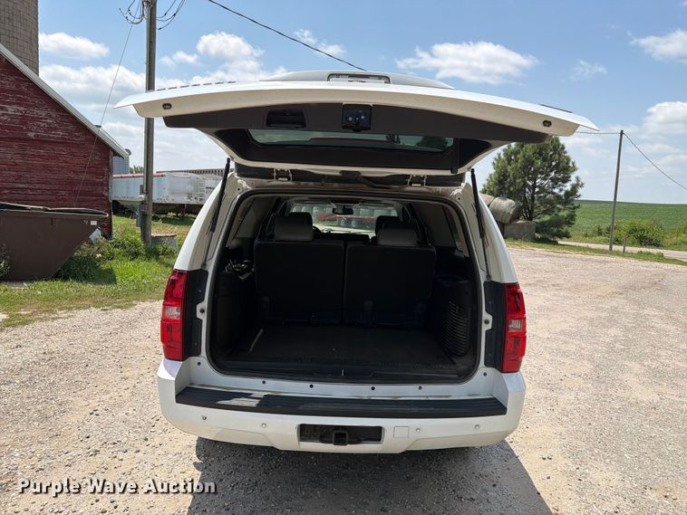 image for item ER1897 2009 Chevrolet Suburban SUV