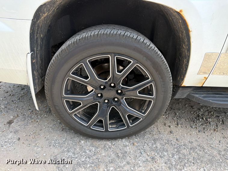 image for item ER1897 2009 Chevrolet Suburban SUV