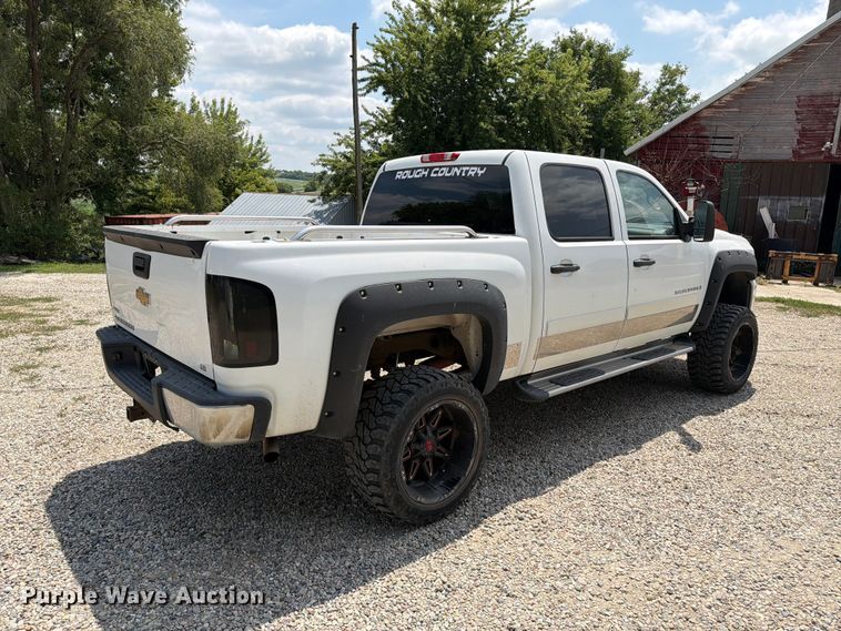 image for item ER1898 2008 Chevrolet Silverado 1500 Crew Cab pickup truck