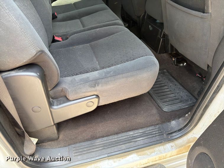 image for item ER1898 2008 Chevrolet Silverado 1500 Crew Cab pickup truck