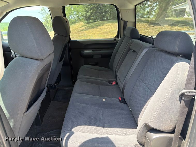 image for item ER1898 2008 Chevrolet Silverado 1500 Crew Cab pickup truck