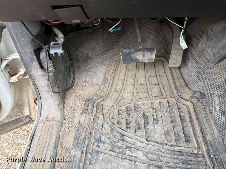 image for item ER1903 2007 Chevrolet Silverado 2500HD pickup truck