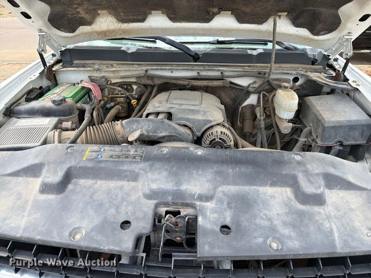image for item ER1903 2007 Chevrolet Silverado 2500HD pickup truck