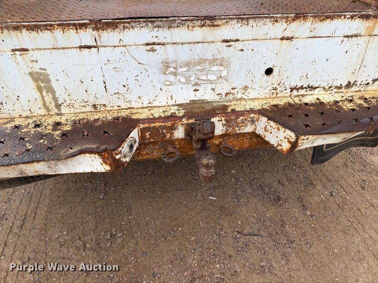 image for item ER1905 2003 Dodge Ram 3500 Ext. Cab utility bed pickup truck