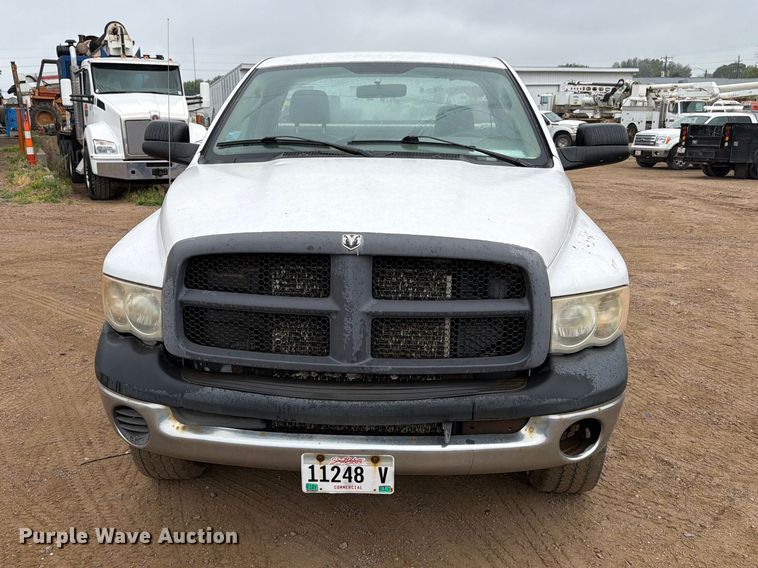 image for item ER1907 2005 Dodge Ram 2500 pickup truck